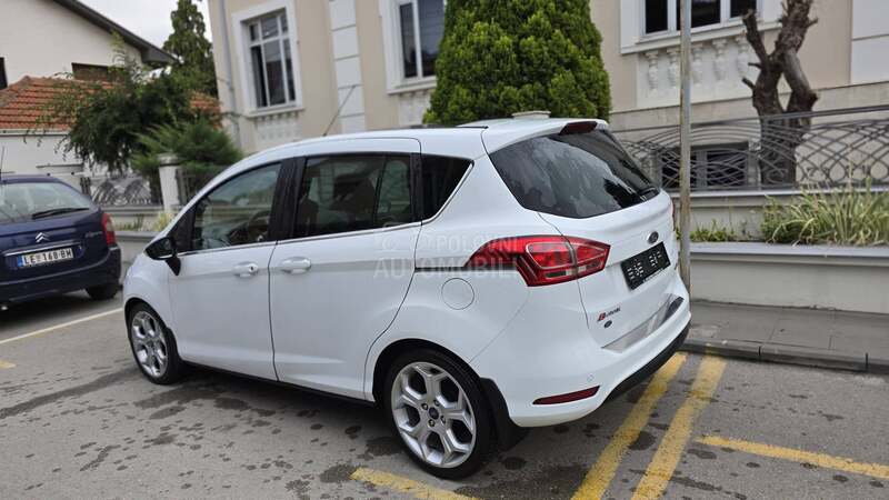 Ford B-Max TITANIUM ultra