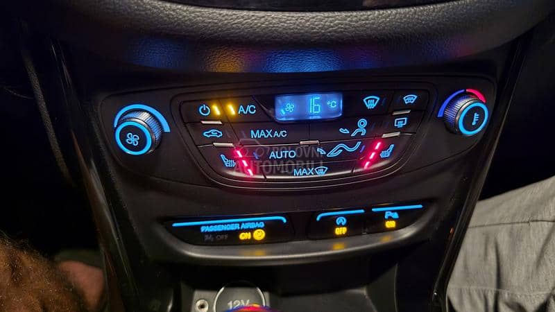 Ford B-Max TITANIUM ultra