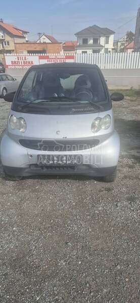 Smart ForTwo vise komada