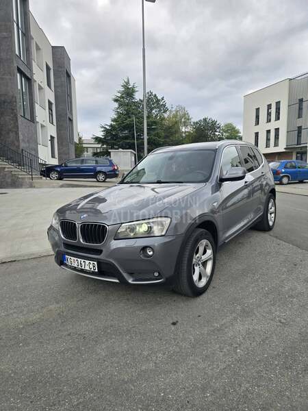 BMW X3 XDRIVE autom vel.nav