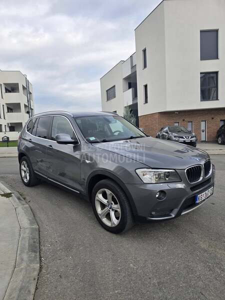 BMW X3 XDRIVE autom vel.nav