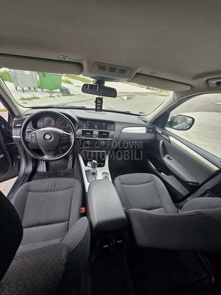 BMW X3 XDRIVE autom vel.nav