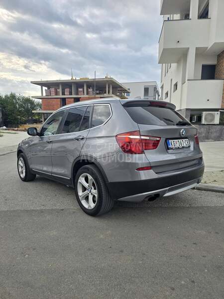 BMW X3 XDRIVE autom vel.nav