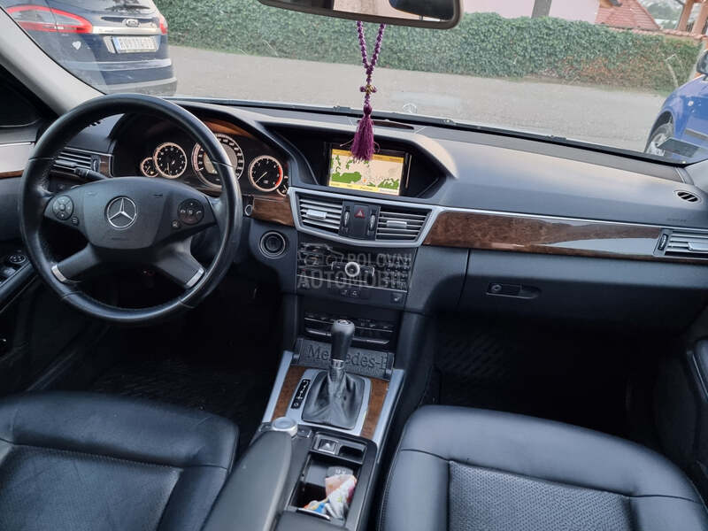 Mercedes Benz E 200 CDI AUT
