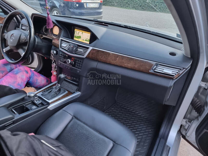 Mercedes Benz E 200 CDI AUT