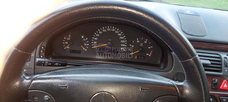 Mercedes Benz E 270 w210