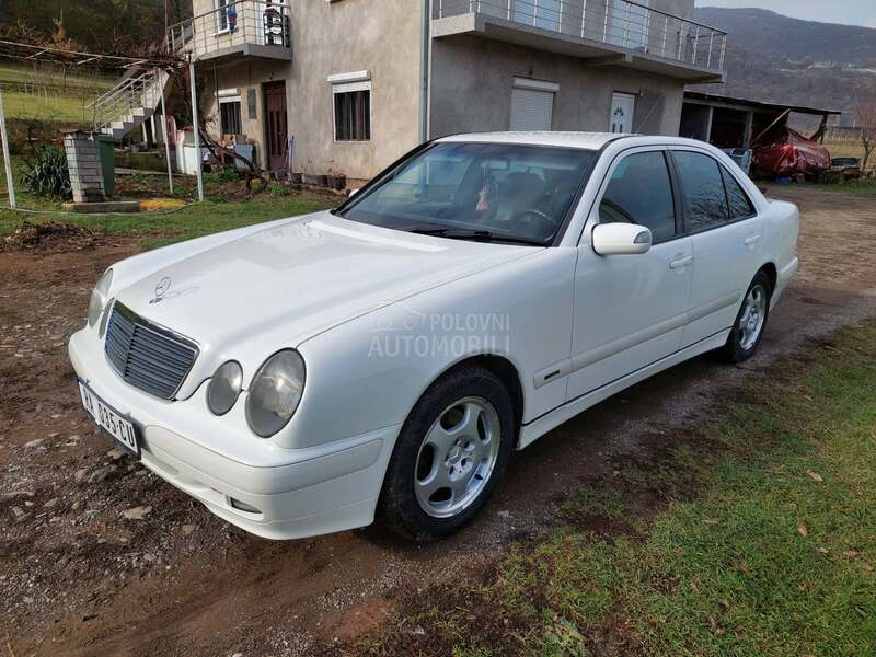 Mercedes Benz E 270 w210