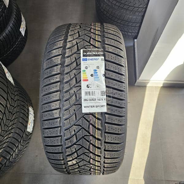 Dunlop 295/35 R21 Zimska