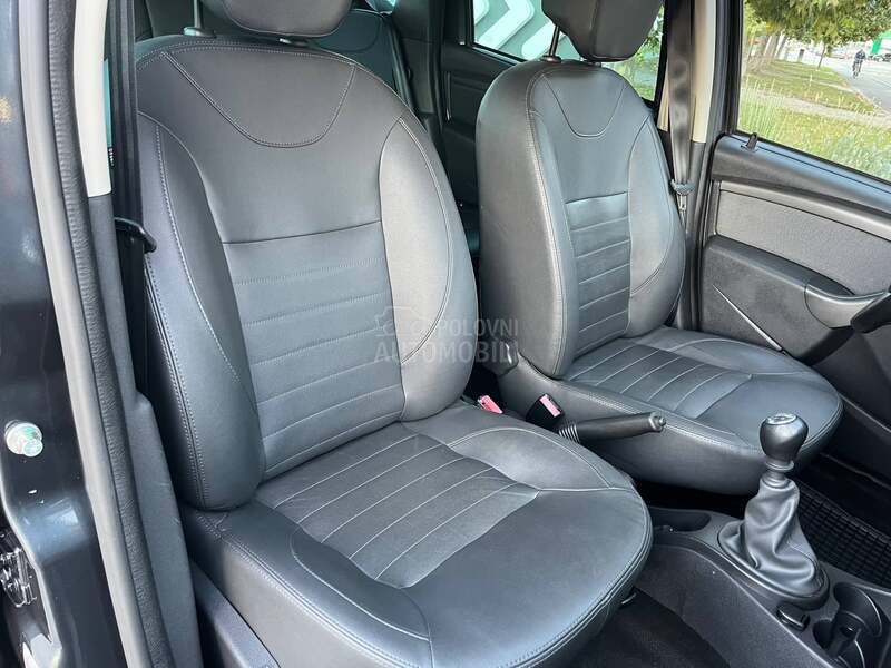 Dacia Duster 1.2 Švajcarac