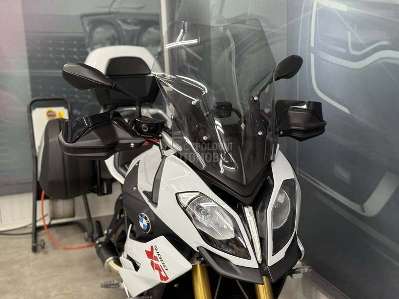 BMW S1000xr