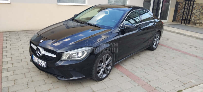 Mercedes Benz CLA 220 