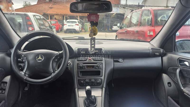 Mercedes Benz C 220 c220 cdi