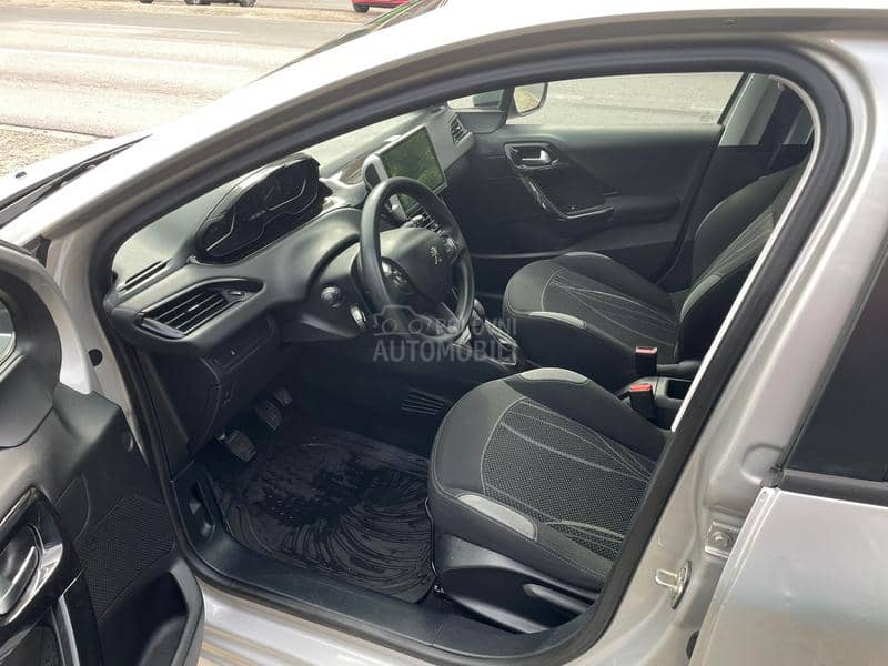 Peugeot 208 1.4 HDI