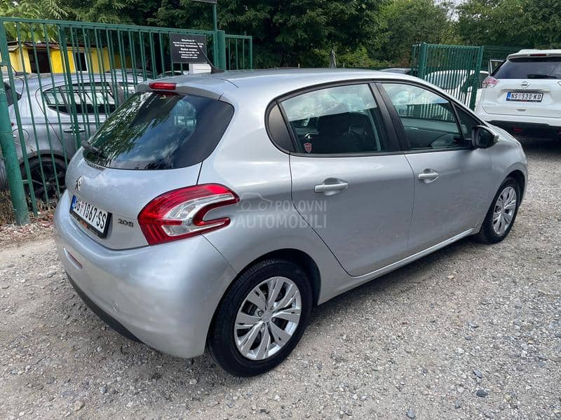 Peugeot 208 1.4 HDI