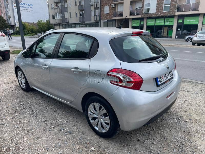 Peugeot 208 1.4 HDI