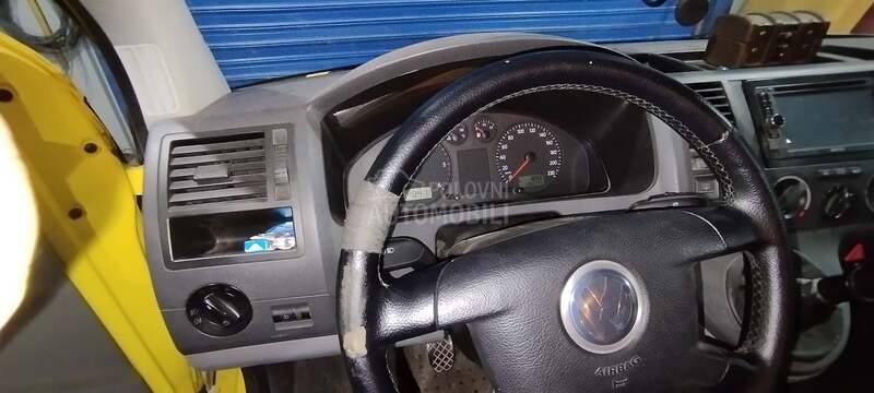 Volkswagen Transporter T5 
