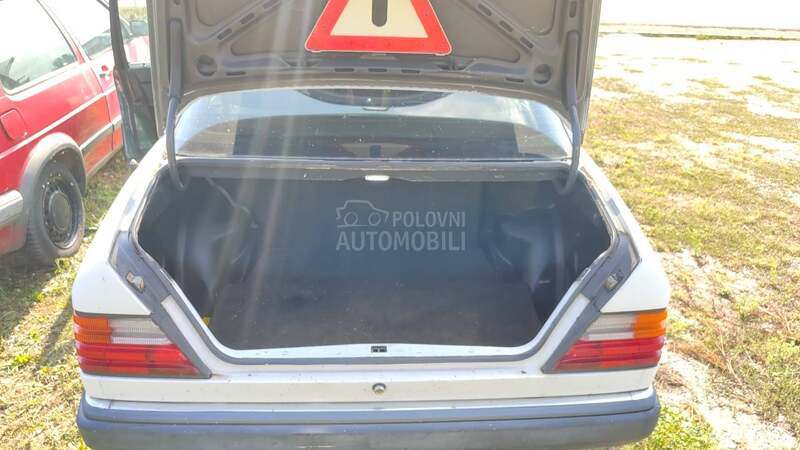 Mercedes Benz W124 