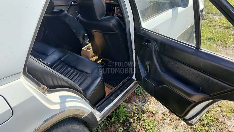 Mercedes Benz W124 