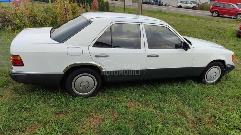 Mercedes Benz W124 