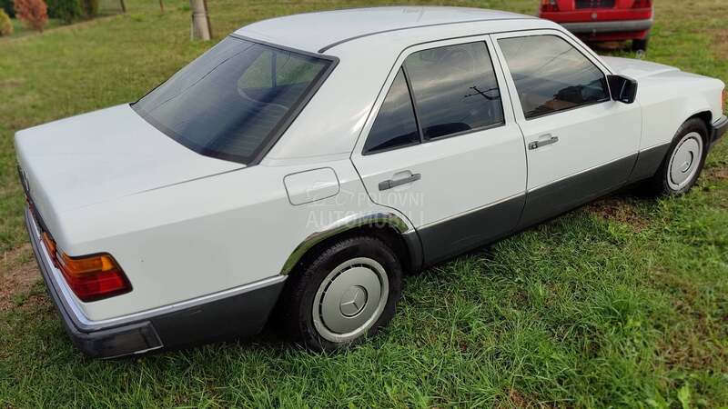 Mercedes Benz W124 