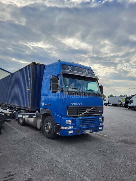Volvo FH12