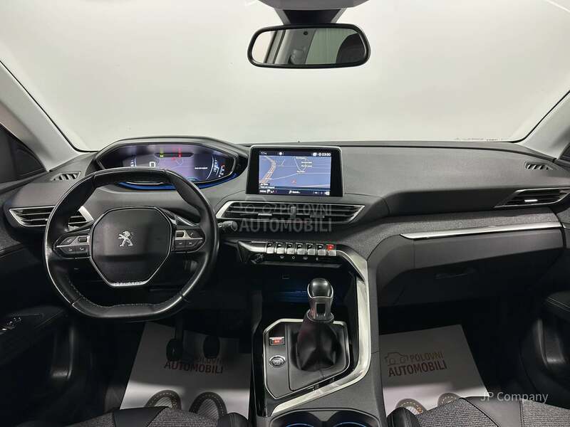 Peugeot 3008 1.2 ALLURE perla