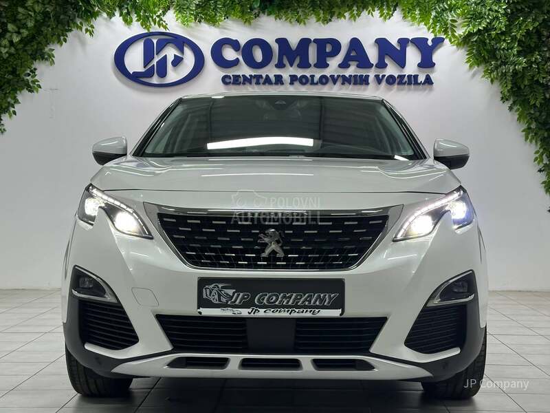 Peugeot 3008 1.2 ALLURE perla