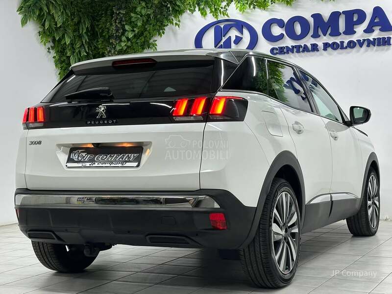 Peugeot 3008 1.2 ALLURE perla