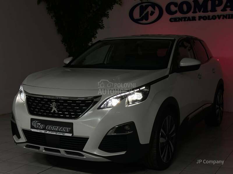 Peugeot 3008 1.2 ALLURE perla