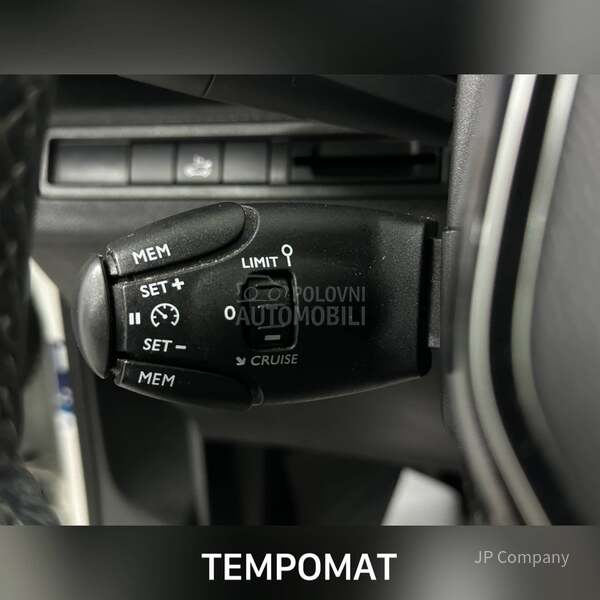Peugeot 3008 1.2 ALLURE perla