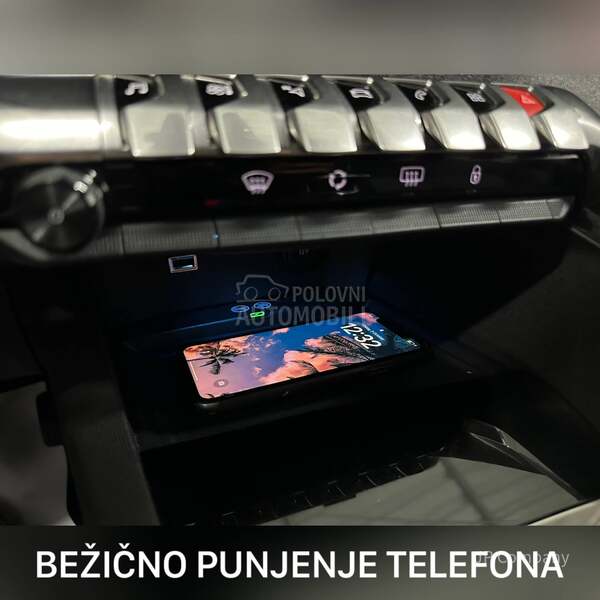 Peugeot 3008 1.2 ALLURE perla