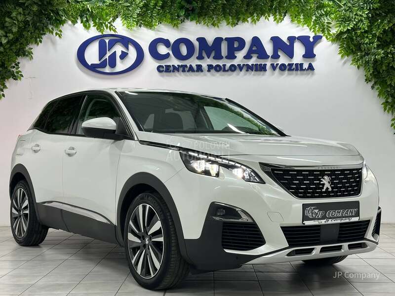 Peugeot 3008 1.2 ALLURE perla