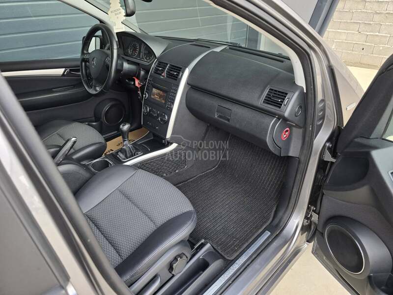 Mercedes Benz A 180 CDI AVANTGARDE