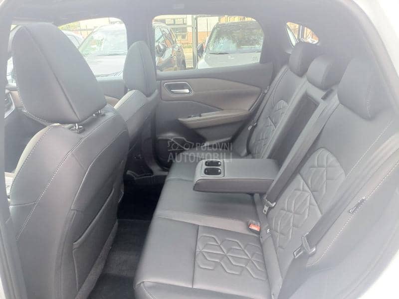 Nissan Qashqai 1.3CVT 158 4WD TEKNA Nissan Qashqai 1.3CVT 158 4WD TEKNA