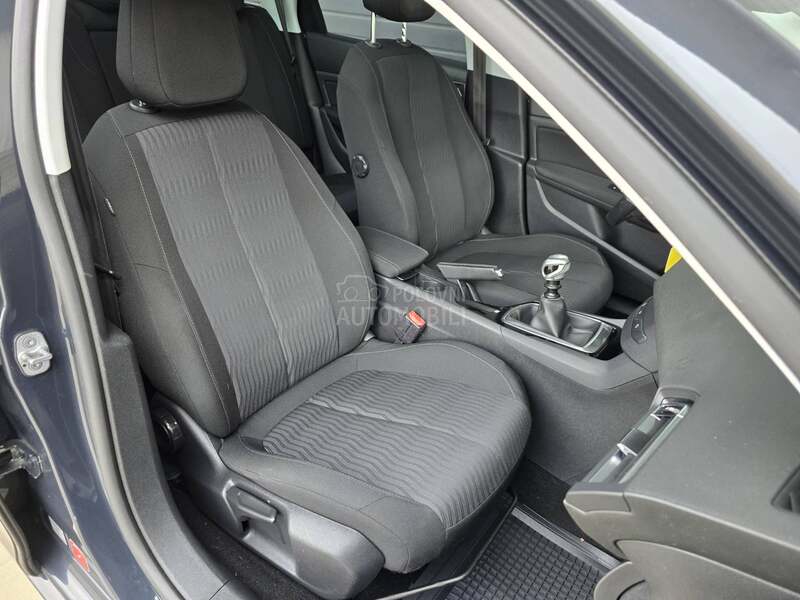 Peugeot 308 1.6 HDI PANO