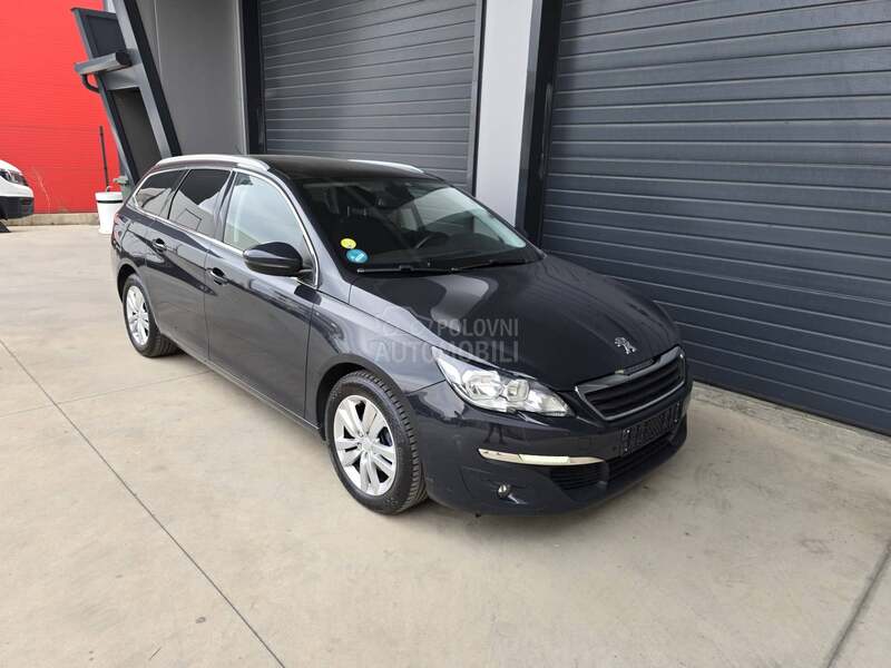 Peugeot 308 1.6 HDI PANO
