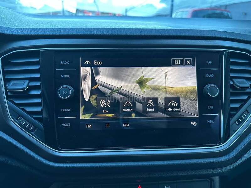 Volkswagen T-Roc 2.0 TDI VIRTUAL