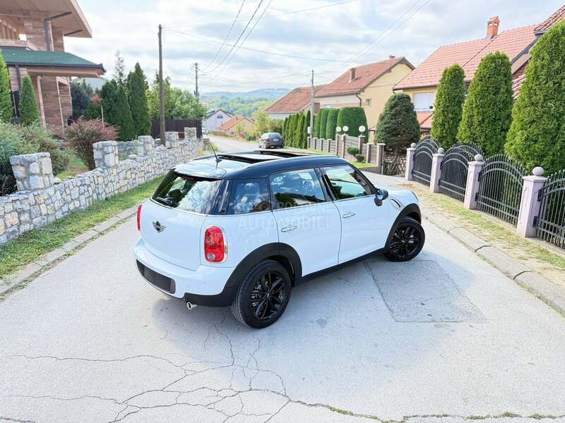 MINI Countryman Švajcarska