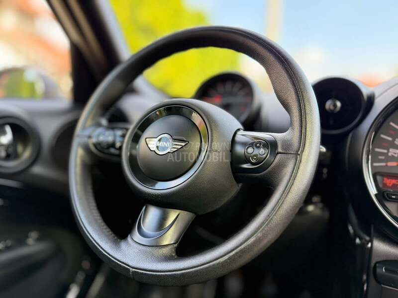 MINI Countryman Švajcarska