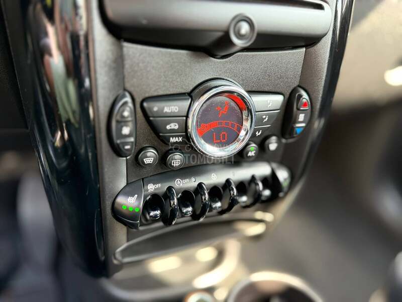 MINI Countryman Švajcarska
