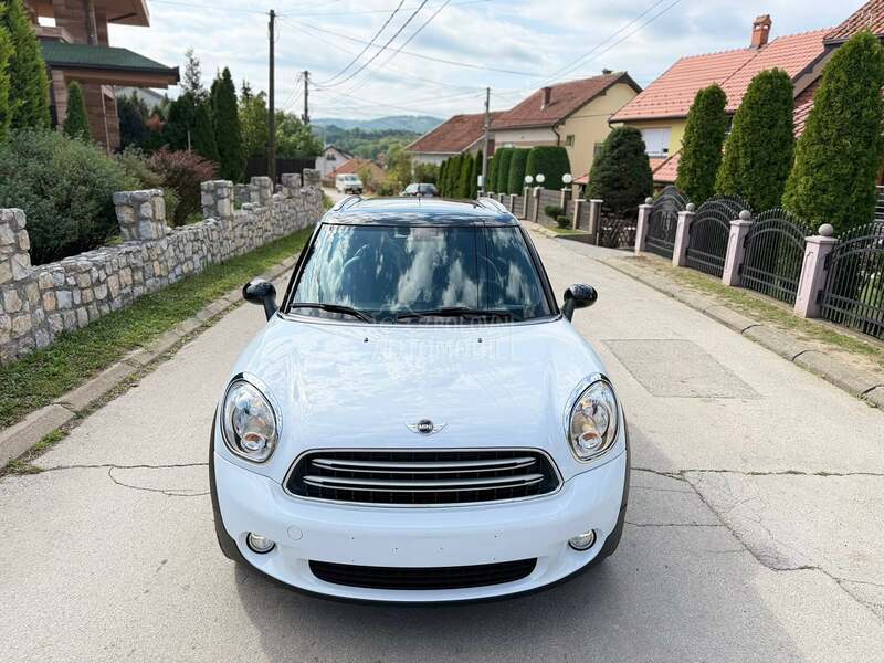 MINI Countryman Švajcarska