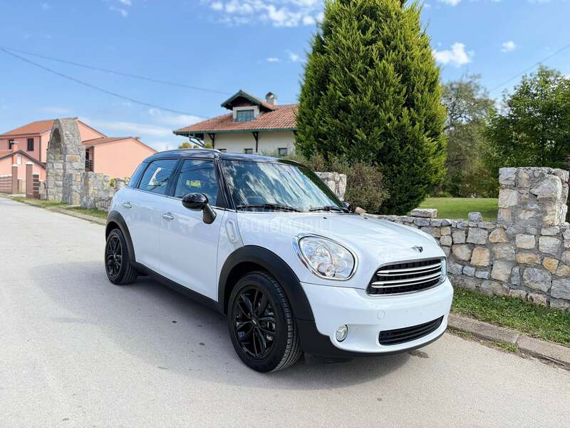 MINI Countryman Švajcarska