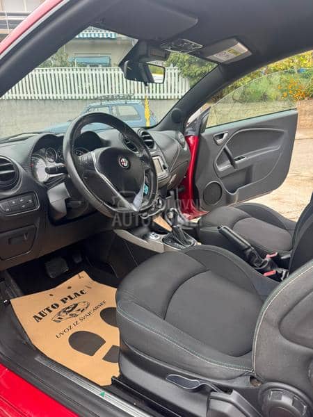 Alfa Romeo MiTo 1.4TB QV-LINE AUTO