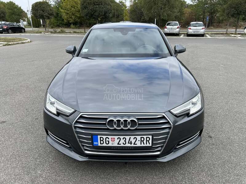 Audi A4 2.0 TDI S line