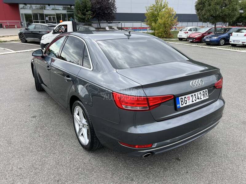 Audi A4 2.0 TDI S line