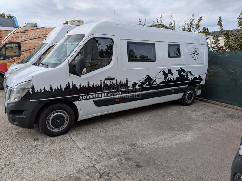 Nissan NV400