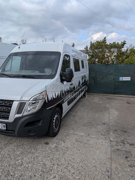 Nissan NV400