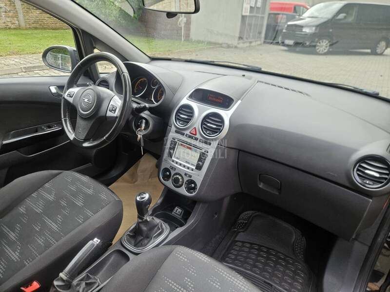 Opel Corsa D 1.3 CDTI  EDITION