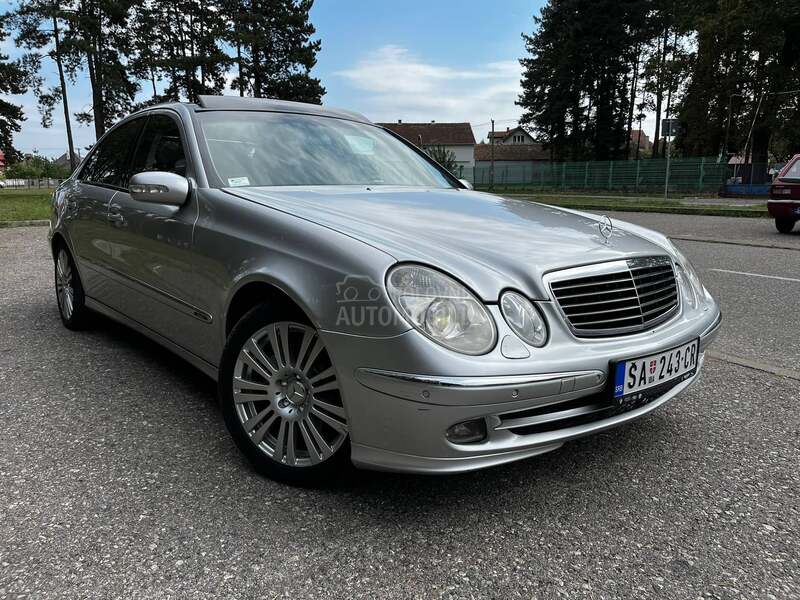 Mercedes Benz E 270 W211
