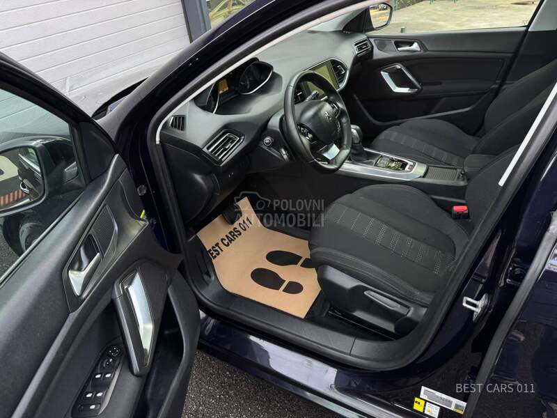 Peugeot 308 1.6 blue-HDI